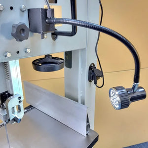 Band saw on foot HBS300 750W