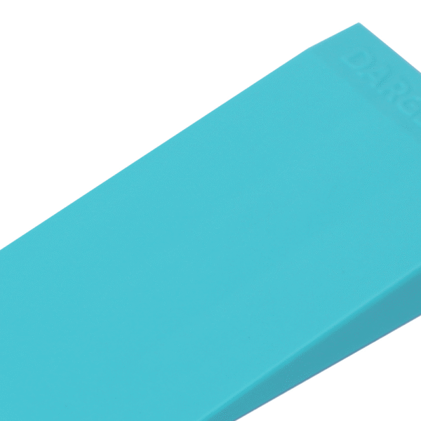 Plastic wedge for moldes